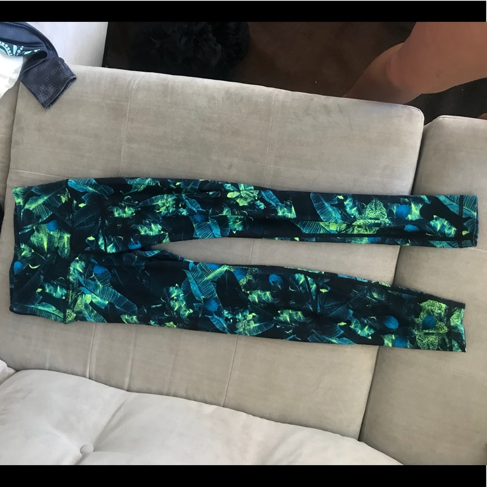 Workout pants